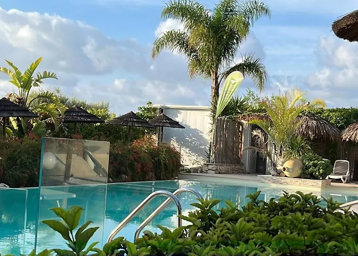 Charming With Shared Pool Pozzallo